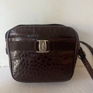 VINTAGE SALVATORE FERRAGAMO VARA CROC EMBOSSED LEATHER BAG